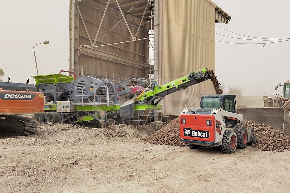 WHEELED JAW CRUSHER