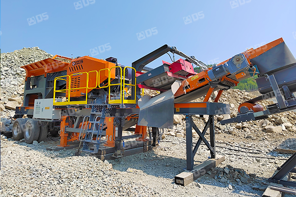 Mobile Crushing and Screening Equipment